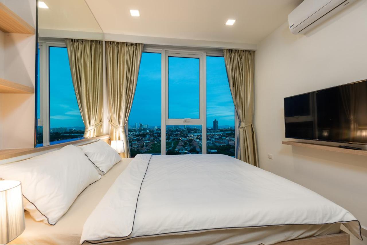 Rare Panoramic Sea, City & Mountain Views - Xxl Balcony - Free Fast Wifi - Pool - City Garden Tower 2317 Lägenhet Pattaya Exteriör bild