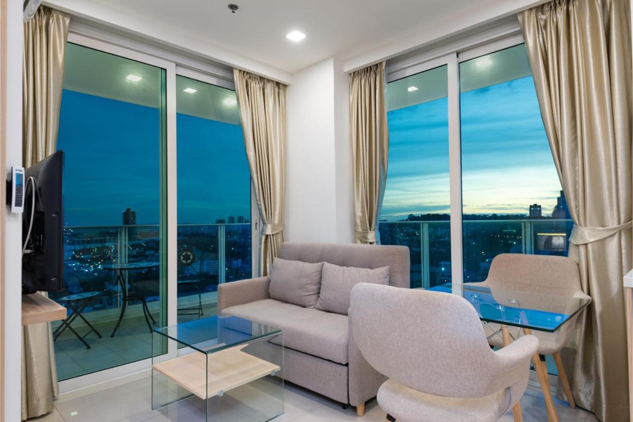 Rare Panoramic Sea, City & Mountain Views - Xxl Balcony - Free Fast Wifi - Pool - City Garden Tower 2317 Lägenhet Pattaya Exteriör bild